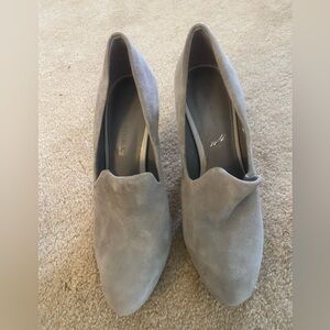 Gray Suede heels , great condition.